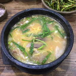영진돼지국밥 경성부경점 사진 7