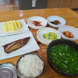 앞들식당 사진 6