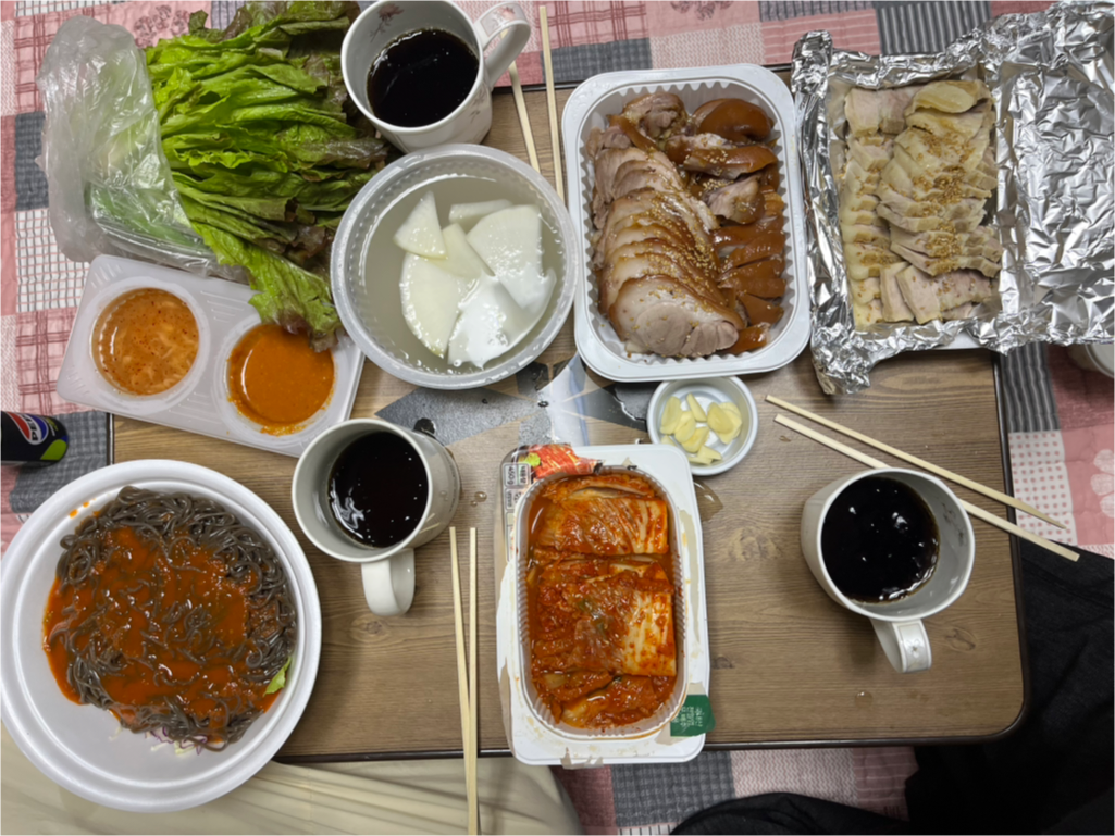 장충동왕족발 고성점 사진 2