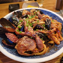 우주 아브뉴프랑광교점 사진 2