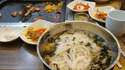 돈중돈 대표 사진