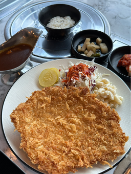 밴 돈까스와삼겹살 대표 사진