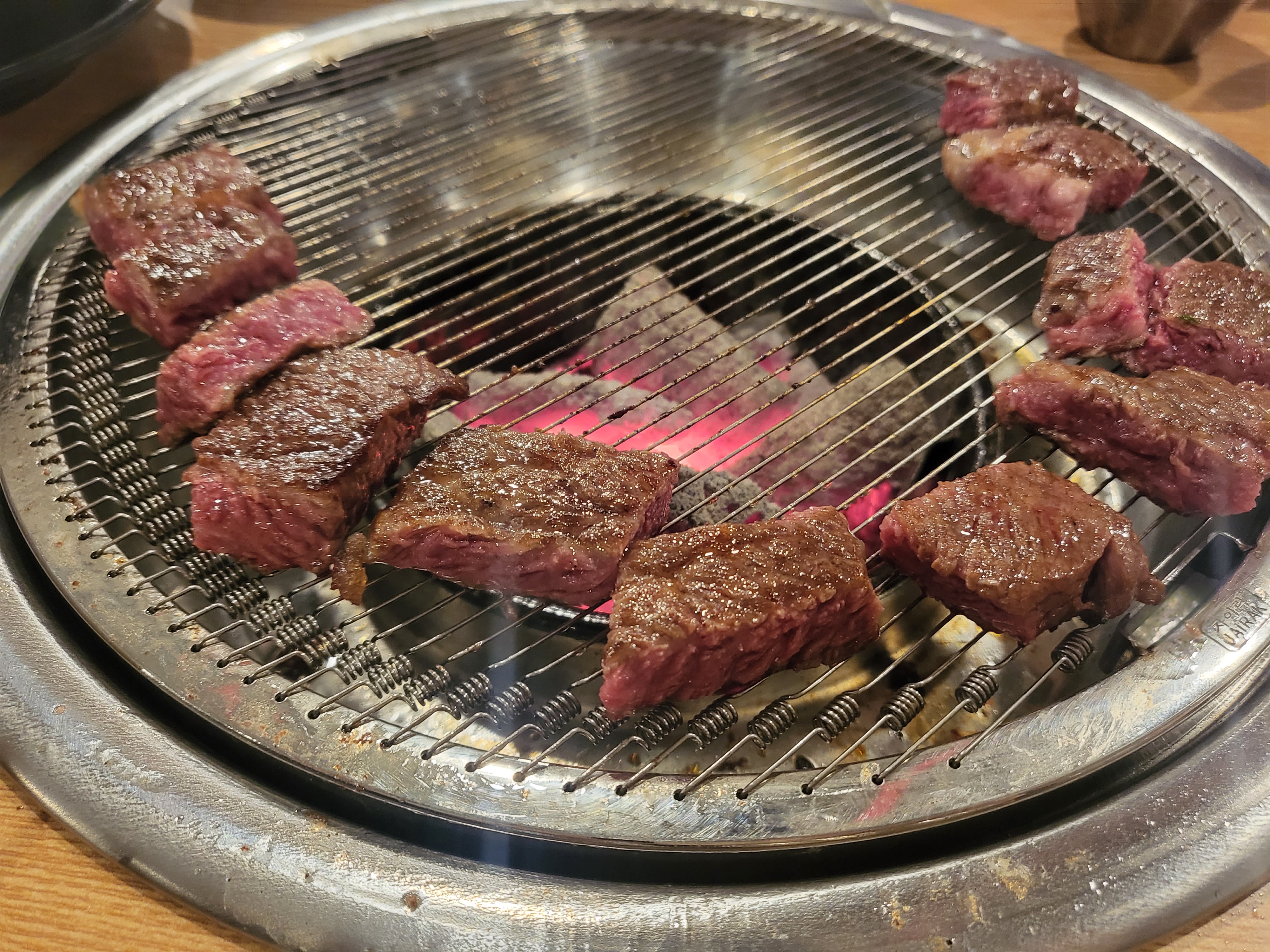 음메 대표 사진