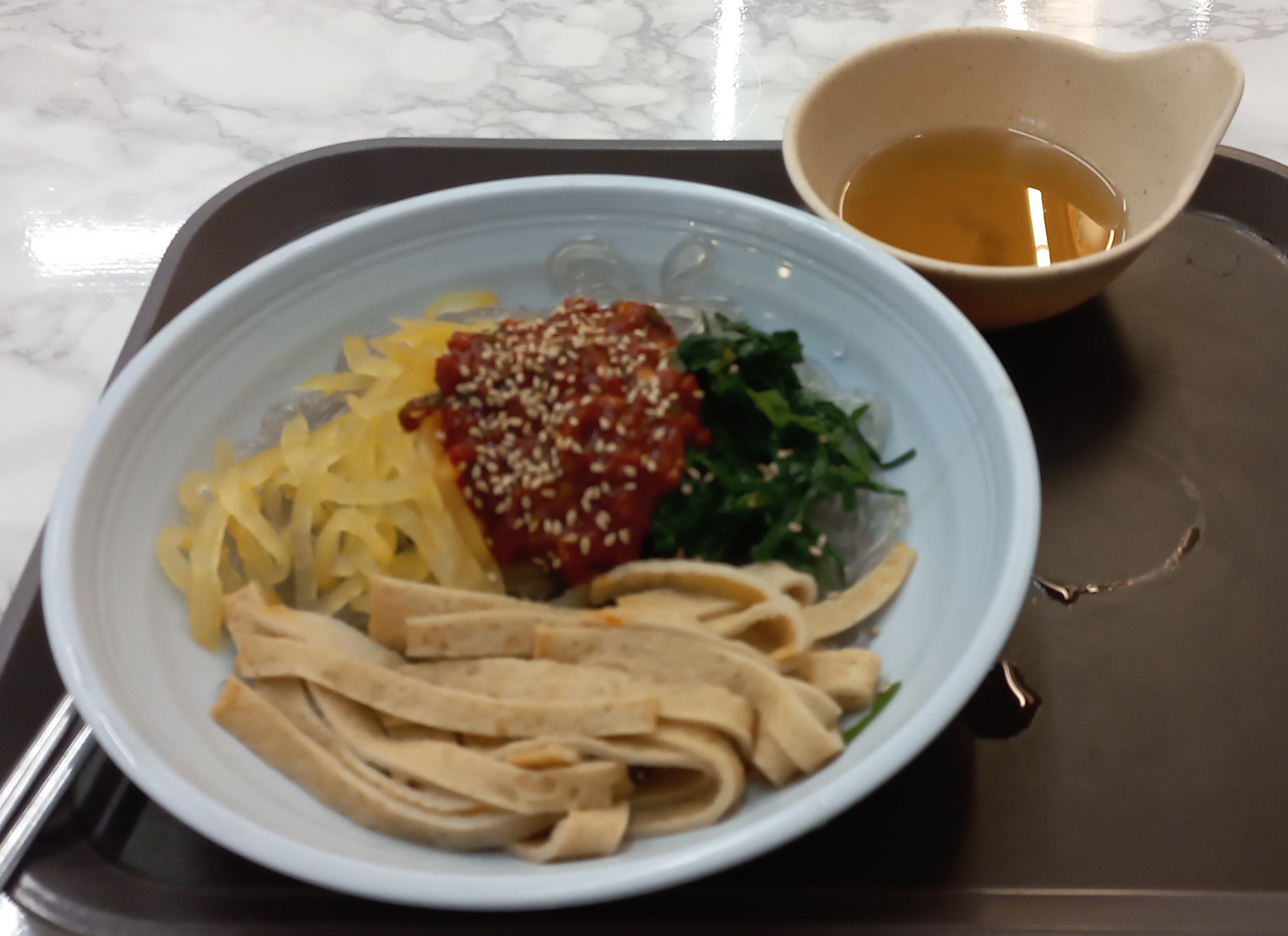 깡통골목 원조비빔당면 사진 2