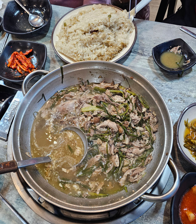 나능이버섯백숙 대표 사진