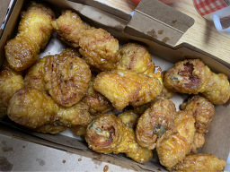 교촌치킨 부곡2호점 사진 2