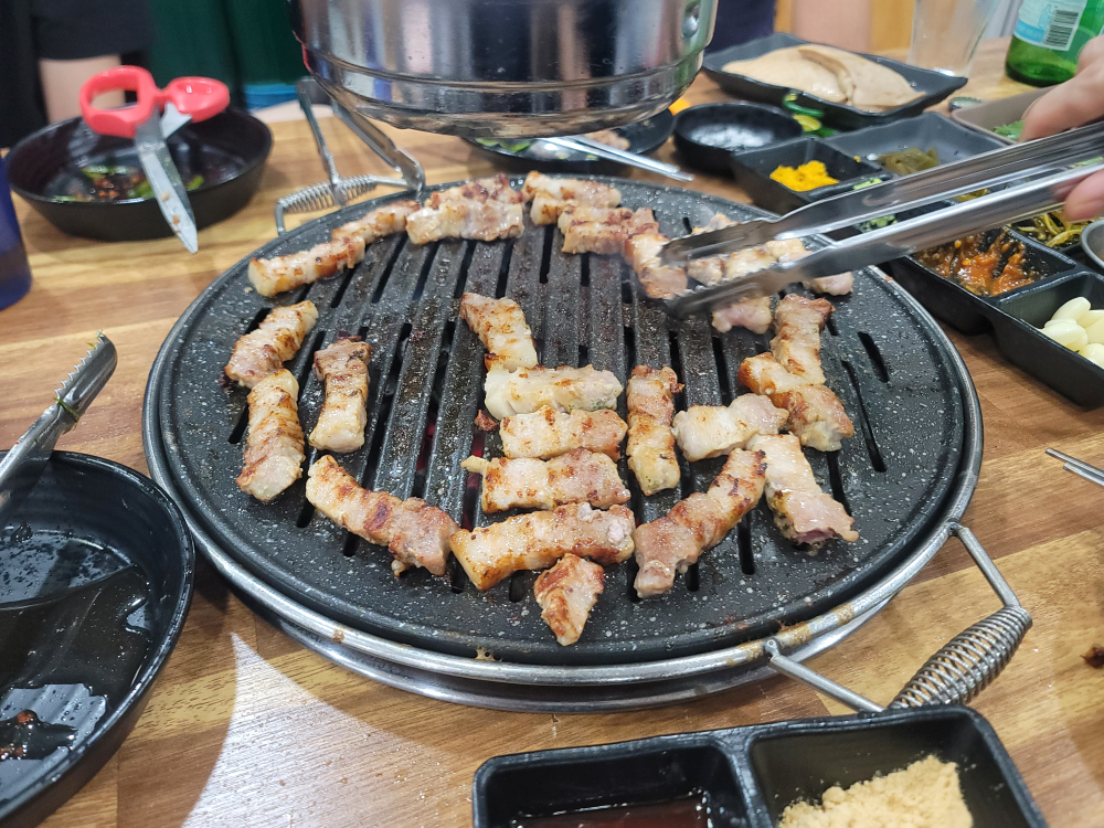 웃으면돼지 사진 2