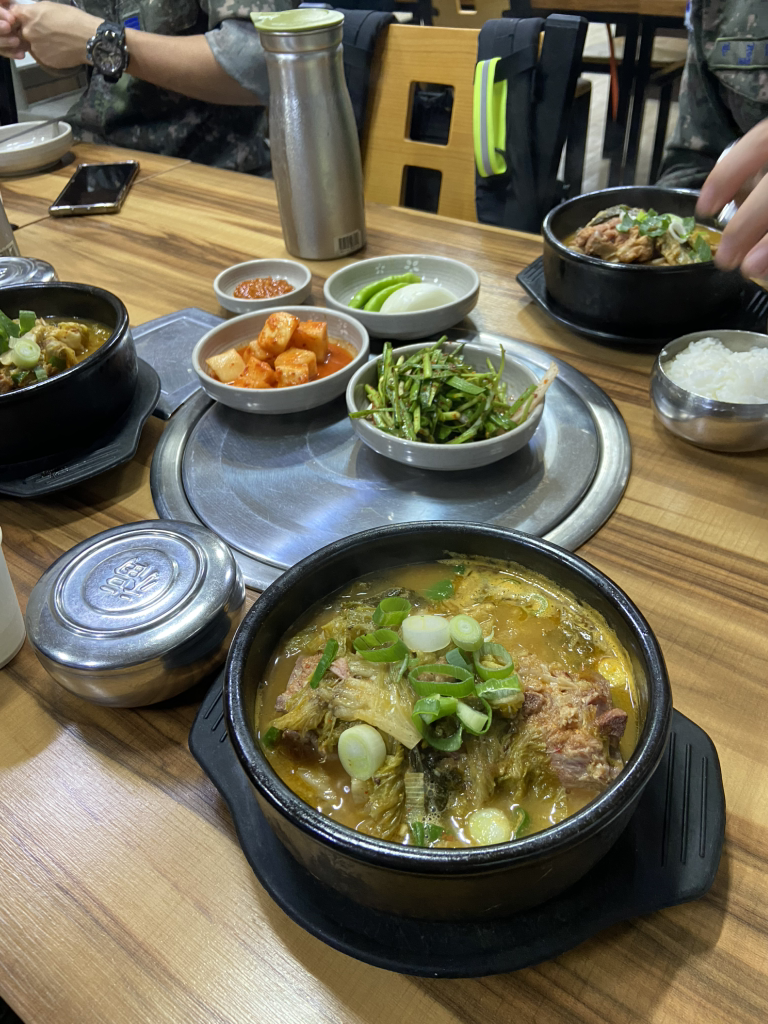 통뼈감자탕 사천점 대표 사진
