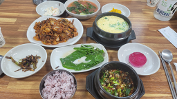 우렁이쌈밥집 사진 6