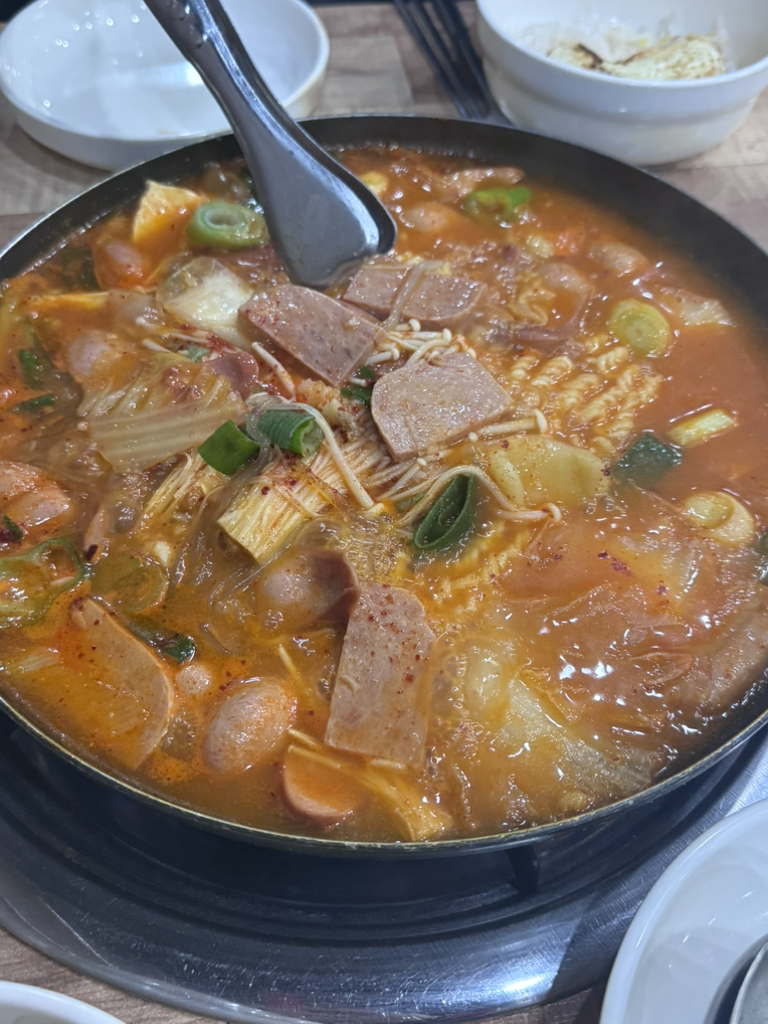 동두천부대찌개 대표 사진