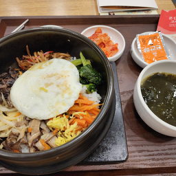본죽&비빔밥cafe 순천조례왕지점 대표 사진