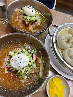 진역밀면 대표 사진