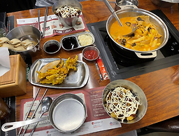 두끼떡볶이 부천역점 대표 사진