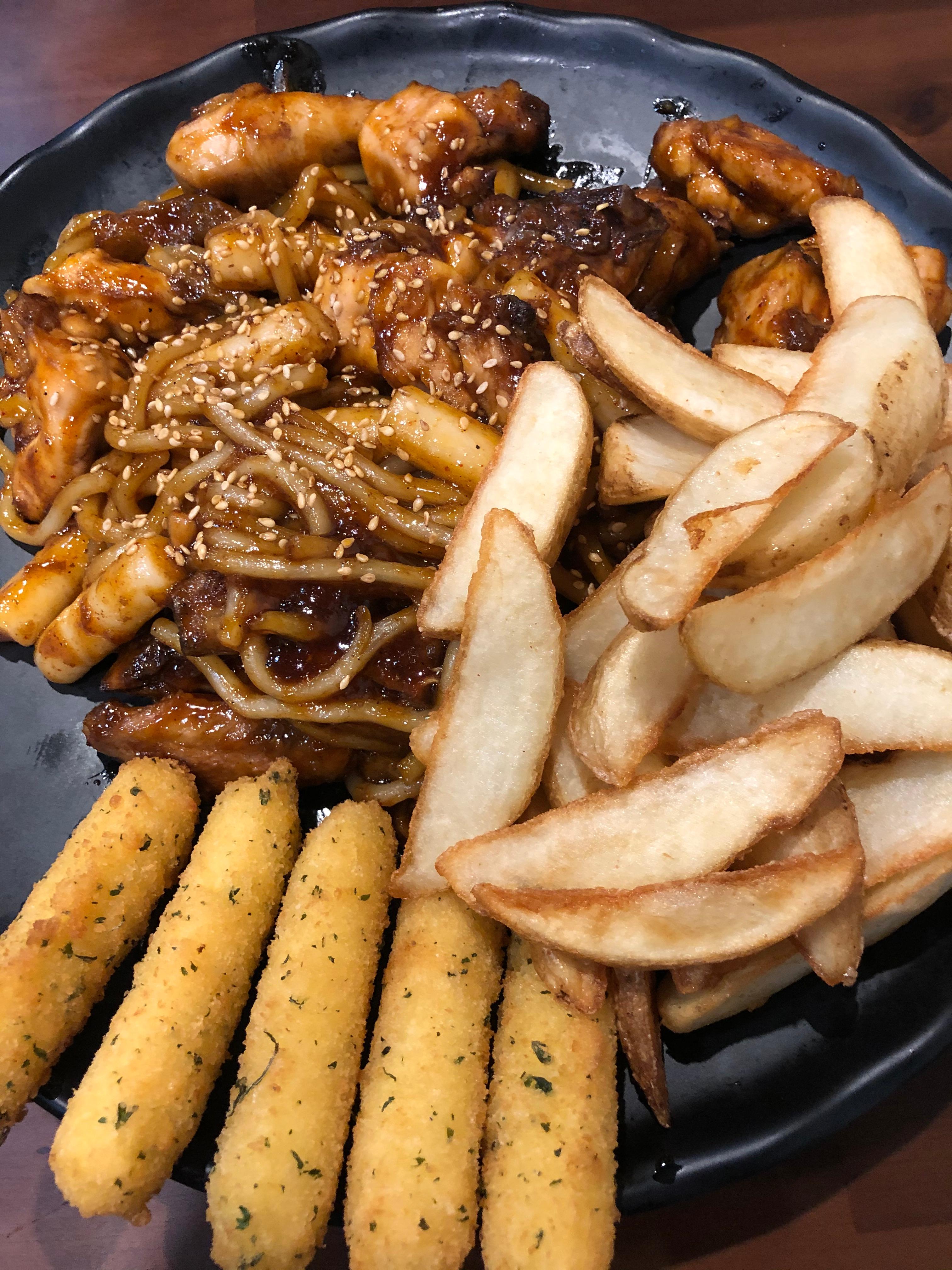 동근이숯불두마리치킨 중마점 대표 사진