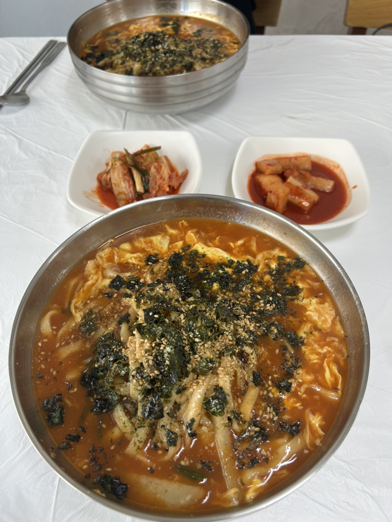쌍둥이네칼국수 사진 8