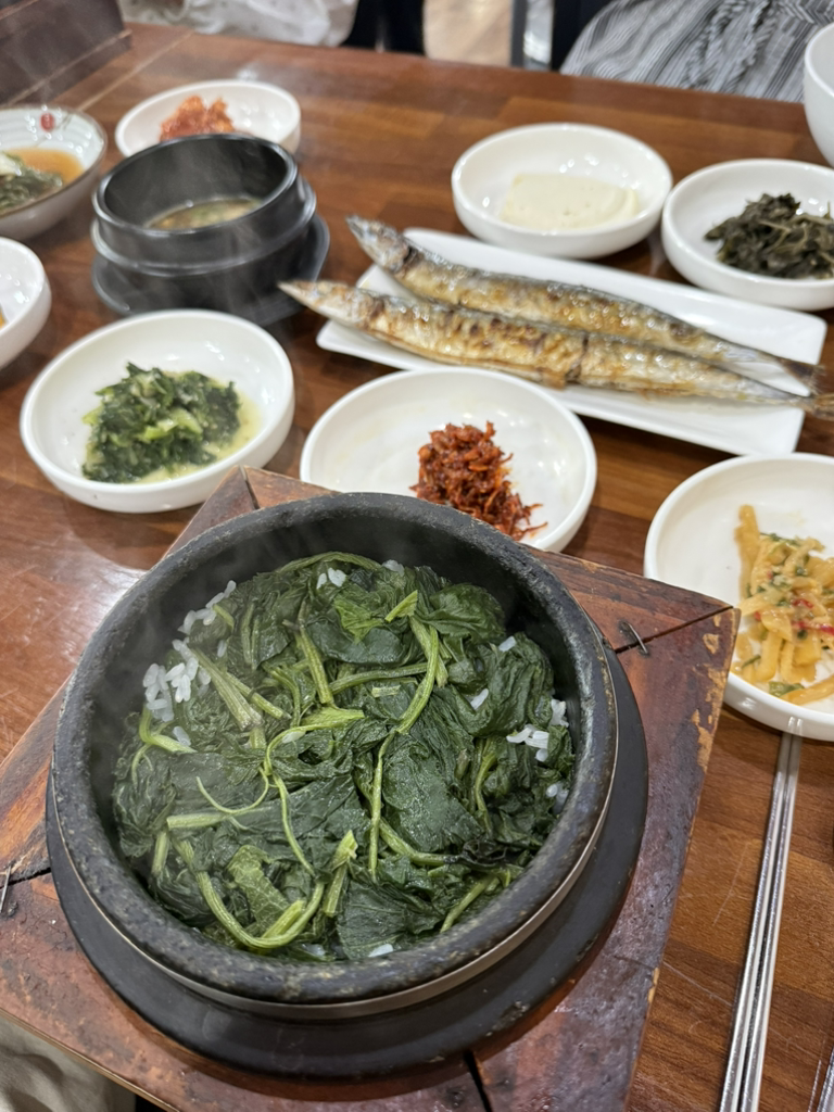 만드리곤드레밥 대표 사진