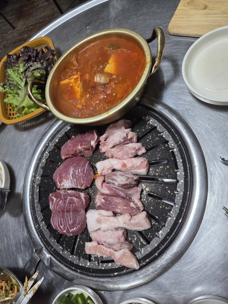강릉본가뒷고기 대표 사진
