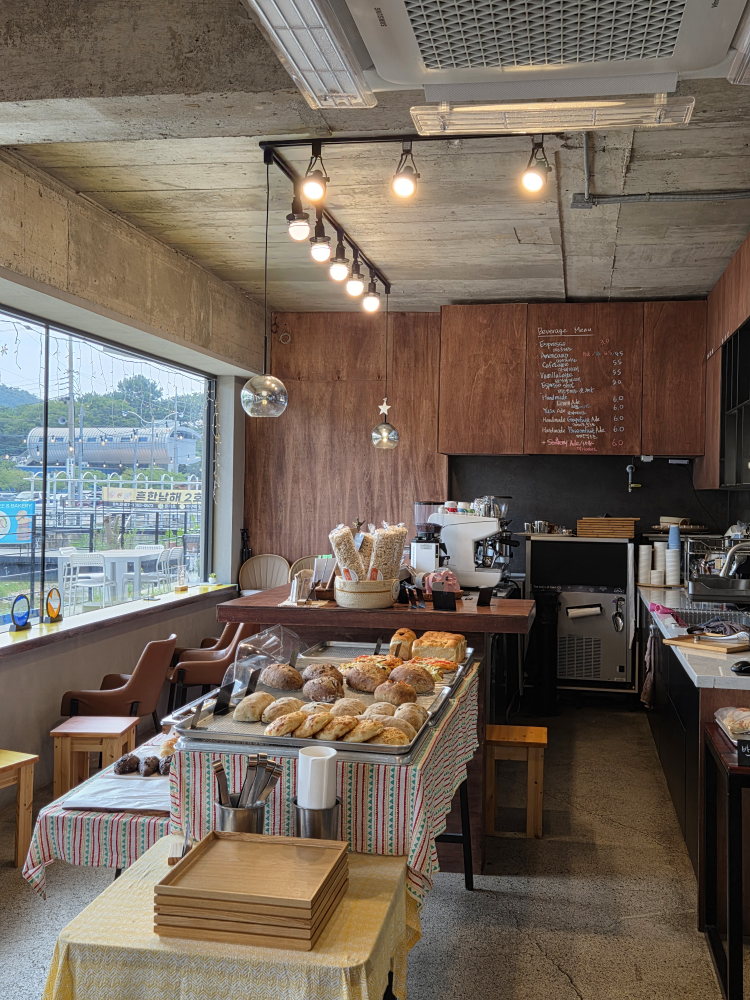 남해마을빵집동동 사진 4