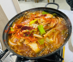 굴다리돌솥밥 사진 2