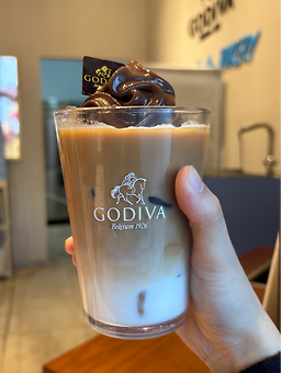 고디바베이커리 커넥트현대 부산점 사진 2