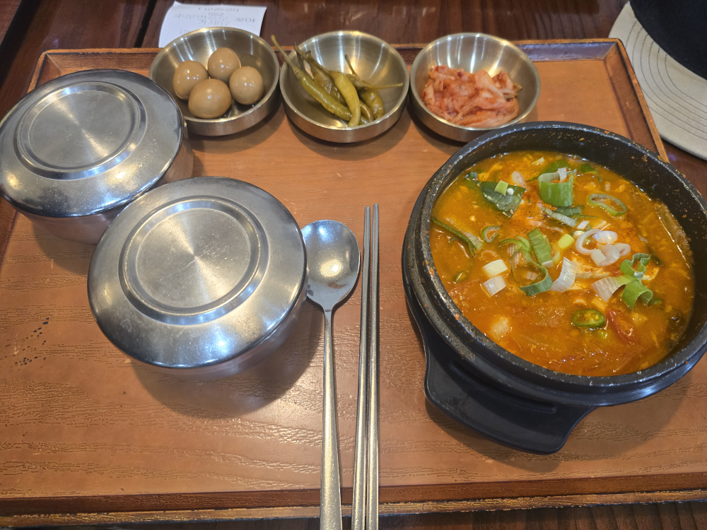 플레이팅 김해공항국제선3층점 사진 3