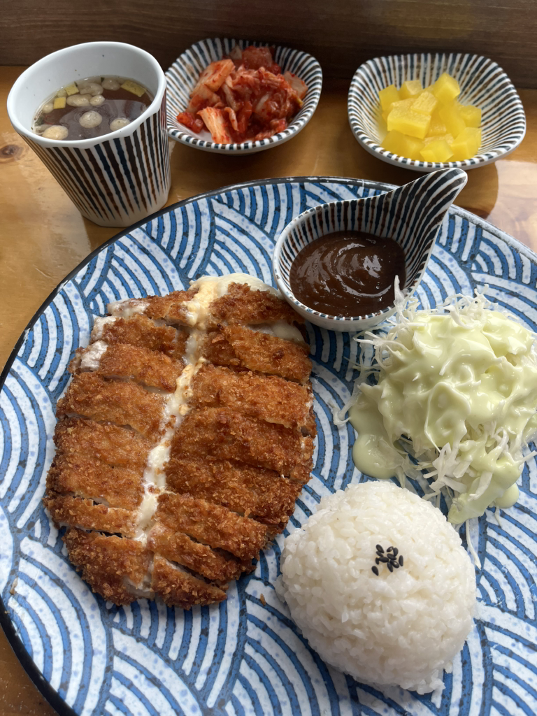 흰여울돈까스 사진 2