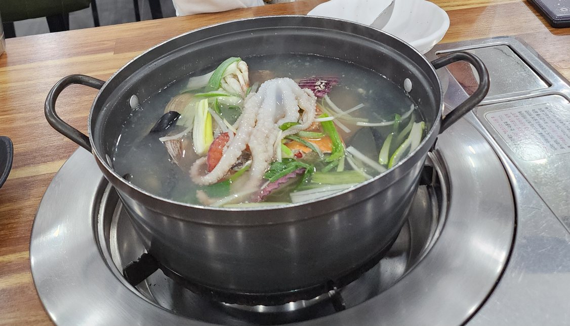 별난돈까스&칼국수 사진 2