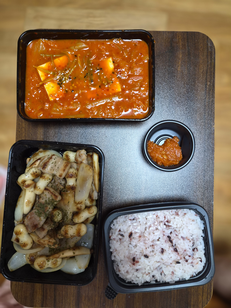 토핑폭탄김치찜 김치찌개 부산개금점 대표 사진