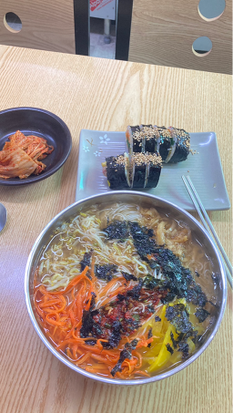 서연이네국수와김밥 사진 4