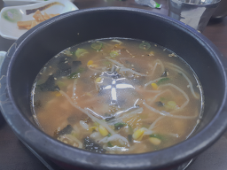 사천할매콩나물국밥집 사진 2