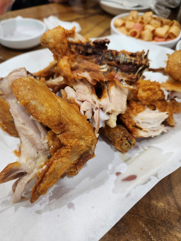 옛날통닭이두마리 안락점 대표 사진