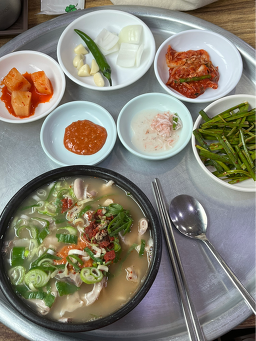 꽃돼지국밥 사진 6