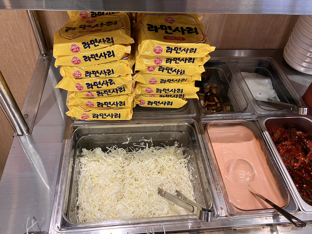 까치솥뚜껑닭도리 가야점 사진 5