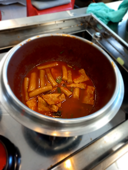 돌고래분식 사진 2
