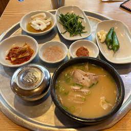 쌍둥이돼지국밥 대연점 사진 4