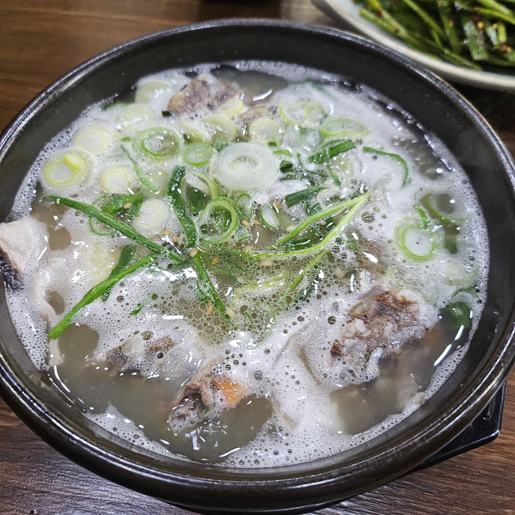 한식이국밥 사진 5