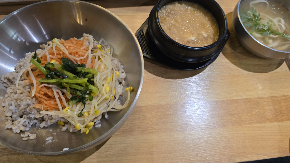 칠곡보리밥칼국수 명지국제점 사진 3
