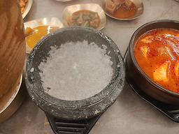 완뚝순두부 부산본점 사진 2