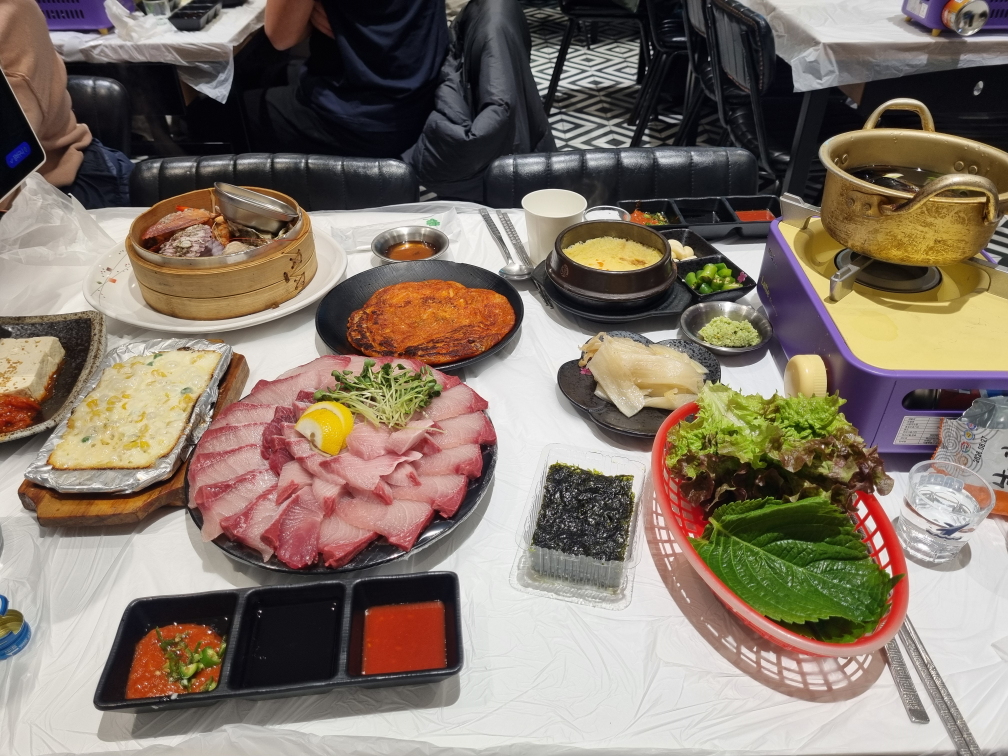 여기, 회 사진 2