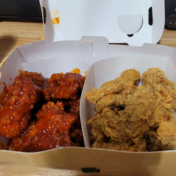 BHC치킨 화명기차역점 대표 사진