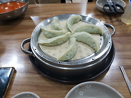 명가수영밀면 부산본점 사진 3