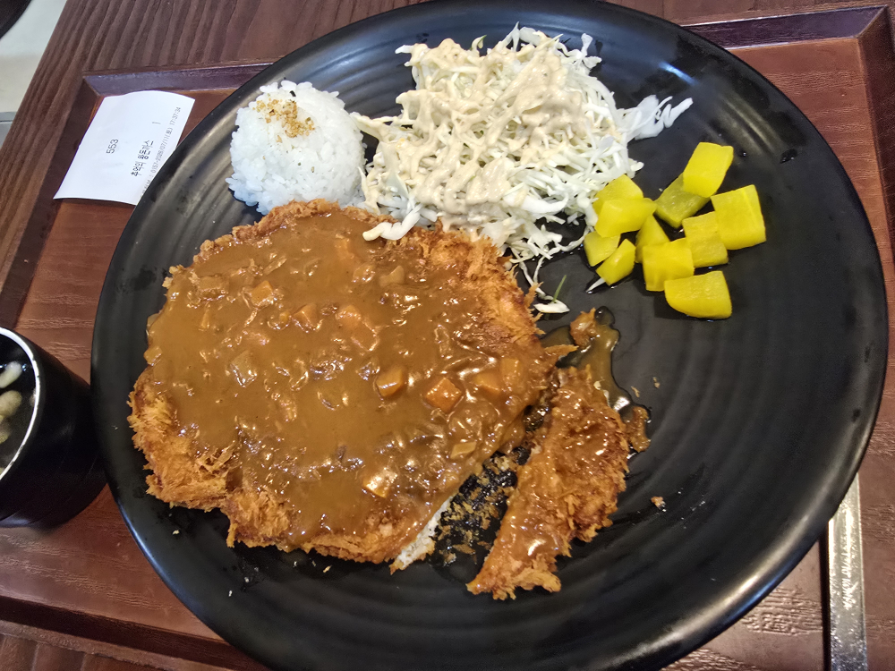 플레이팅 김해공항국제선3층점 사진 5