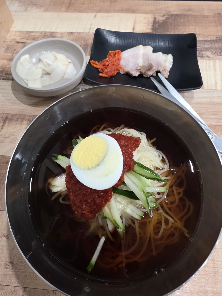국대밀면 사진 7