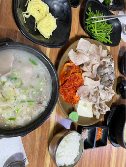 영진돼지국밥 코스트코센텀점 사진 3
