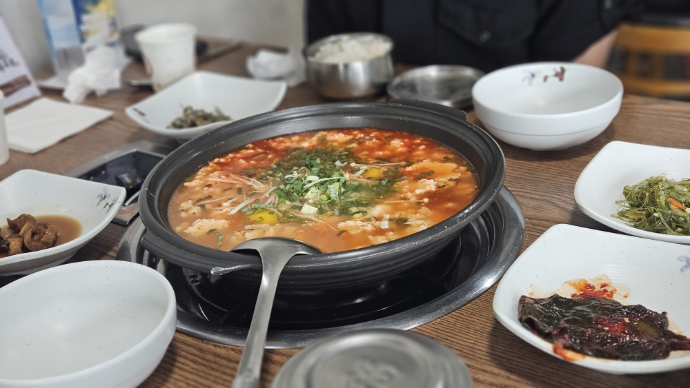 뚱할머니순두부 대표 사진