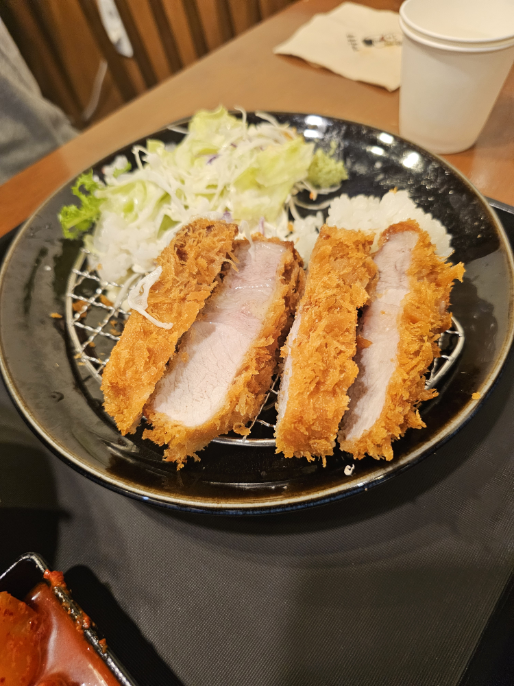 추추돈까스 대표 사진