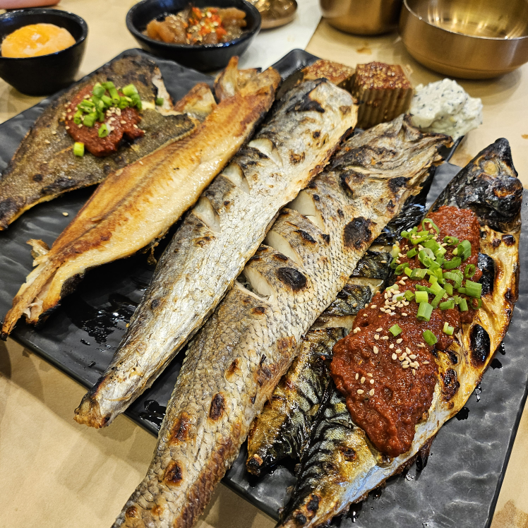 달빛에구운고등어 순천법원점 대표 사진
