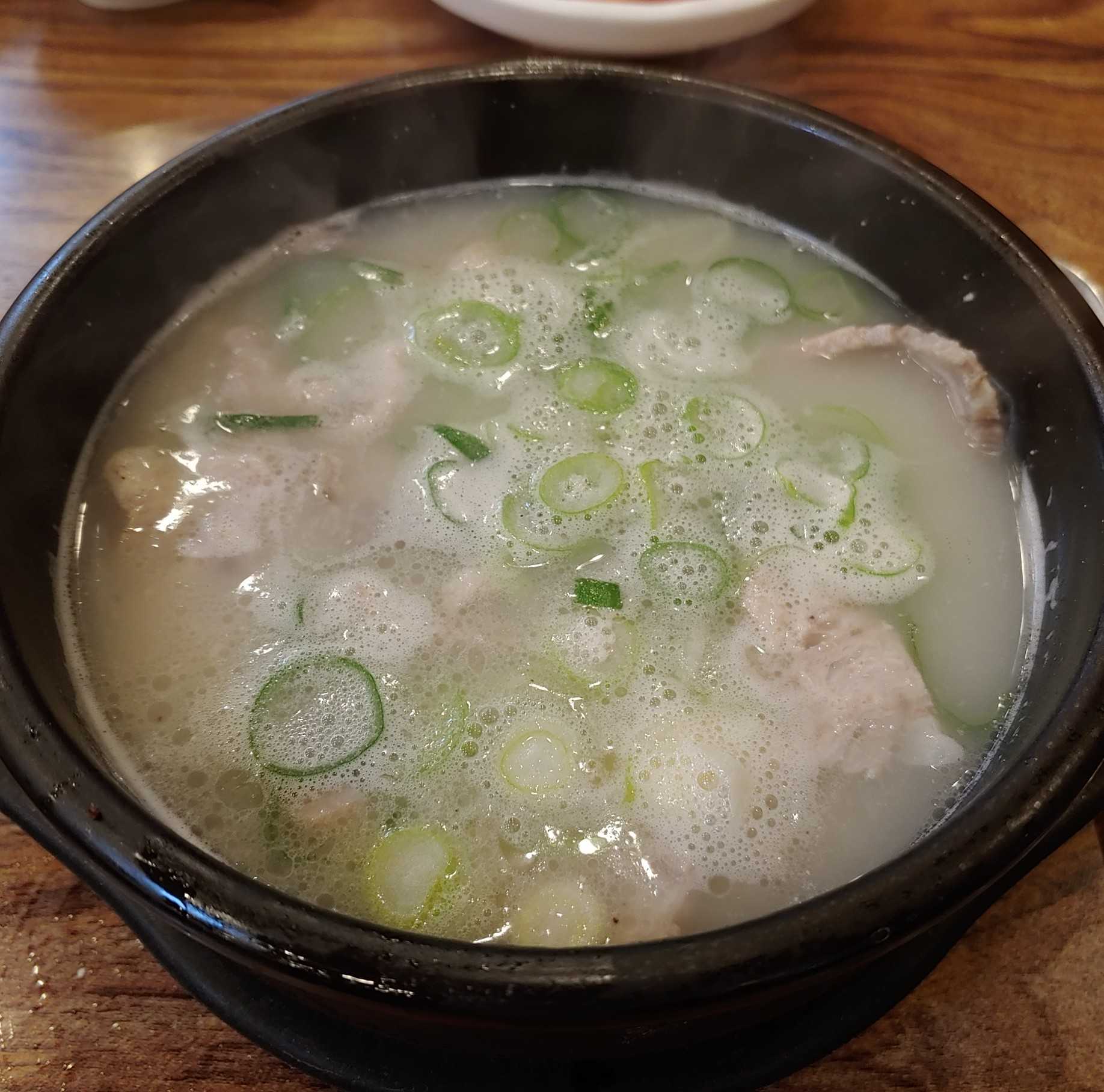 시골한방돼지국밥 엄궁본점 사진 2