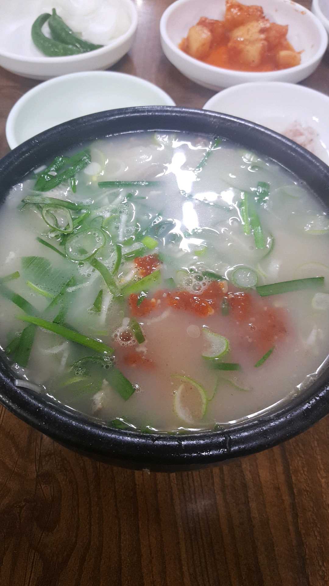 완도대성돼지국밥 사진 4