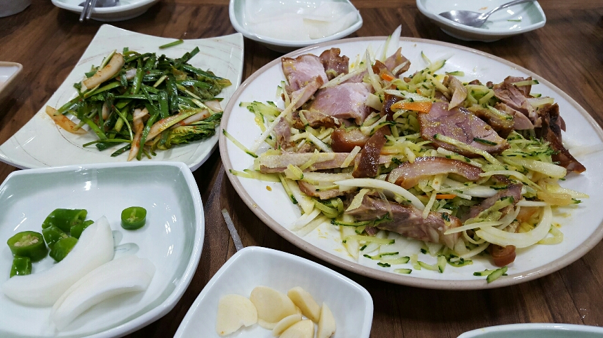 기승이네왕족발 사진 3